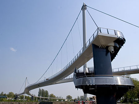 nescio bridge amster